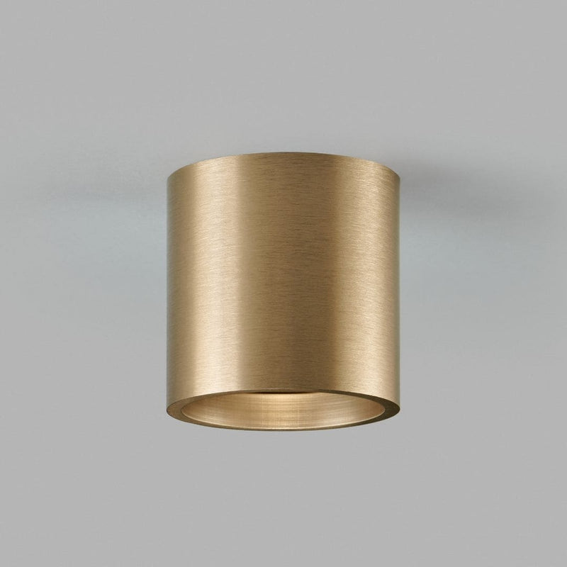 LIGHT POINT SOLO 2 ROUND – MESSING LED LOFTSLAMPE (IP54)